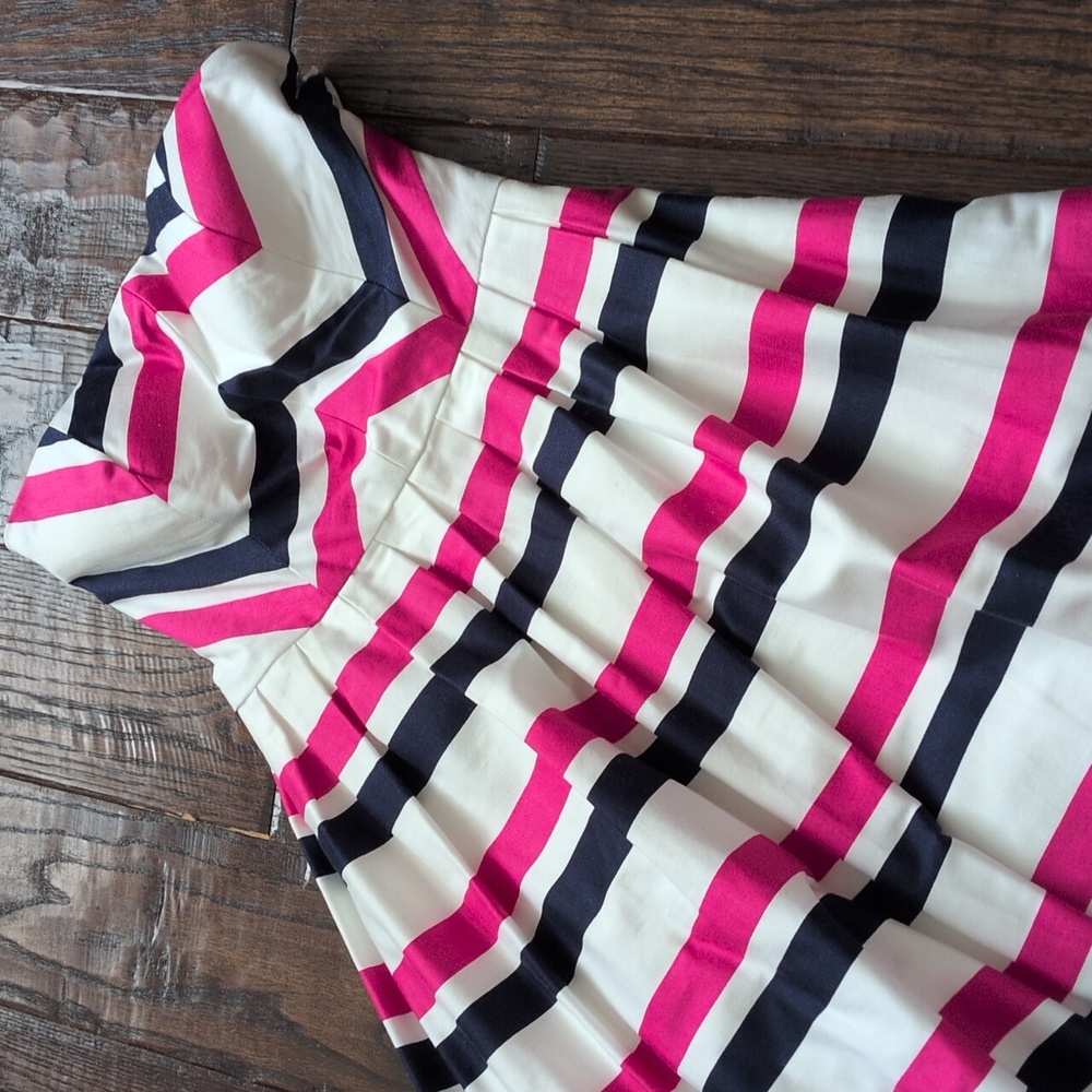 MINUET I Fit & Flare Navy, Pink & White Chevron Striped Strapless Mini Dress, S